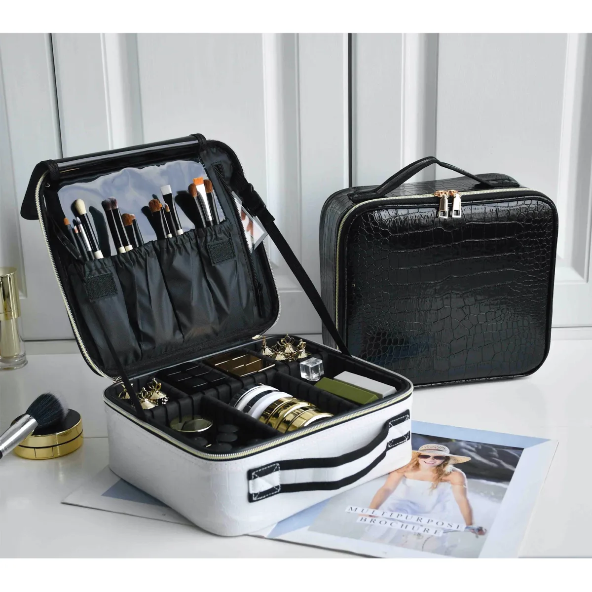 Trousse de maquillage en simili cuir